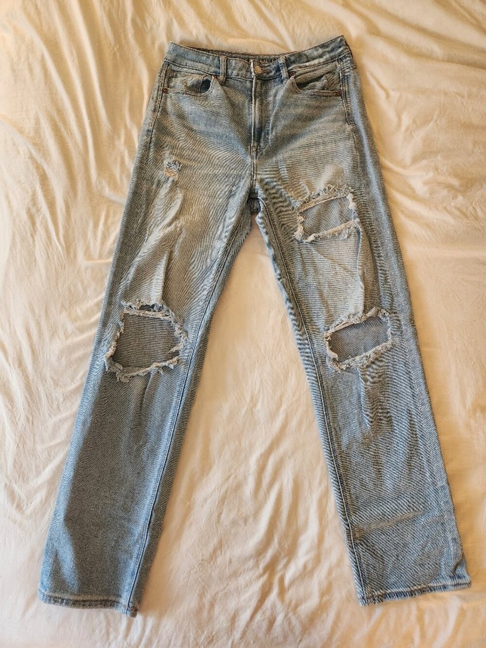 AE Stretch Ripped Mom Straight Jean 8L